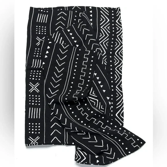 Loulou Lollipop Muslin Swaddle Black Mudcloth - Picture 3 of 8